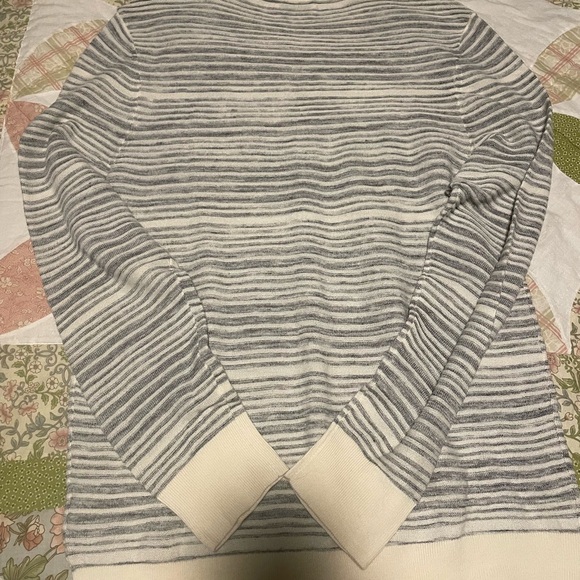 Calvin Klein Marino Blend Gray & Off white cream Men’s Crew Neck Sweater large - Picture 3 of 4
